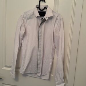 white dress shirt